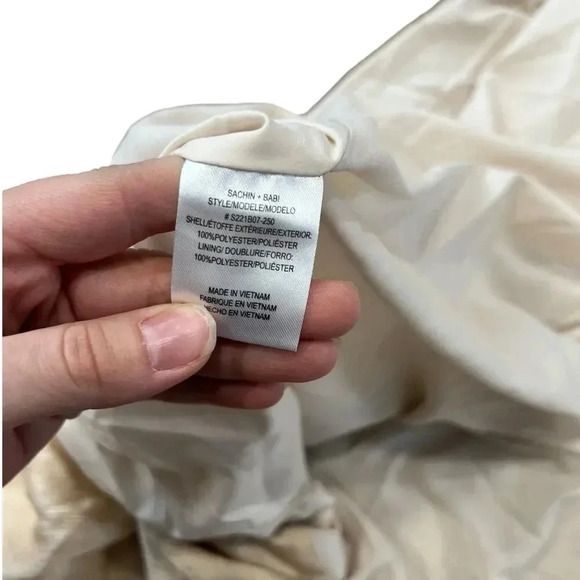 Sachin & Babi Champagne Puff Sleeve Alli Maxi Gown 4 - Picture 6 of 8